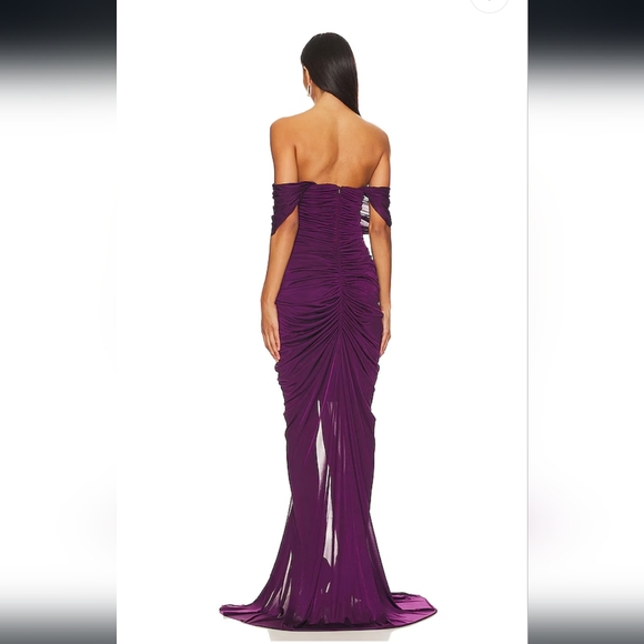 Tiara gown from Revolve *sold out* - Picture 3 of 3